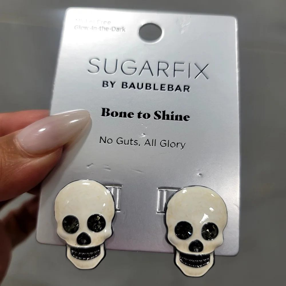 NEW Sugarfix Baublebar Skeleton Bone To Shine Skull Enamel Halloween Earings.
